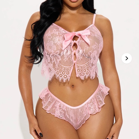 Fashion Nova Other - Fashion Nova Pink Lace Chemise Set